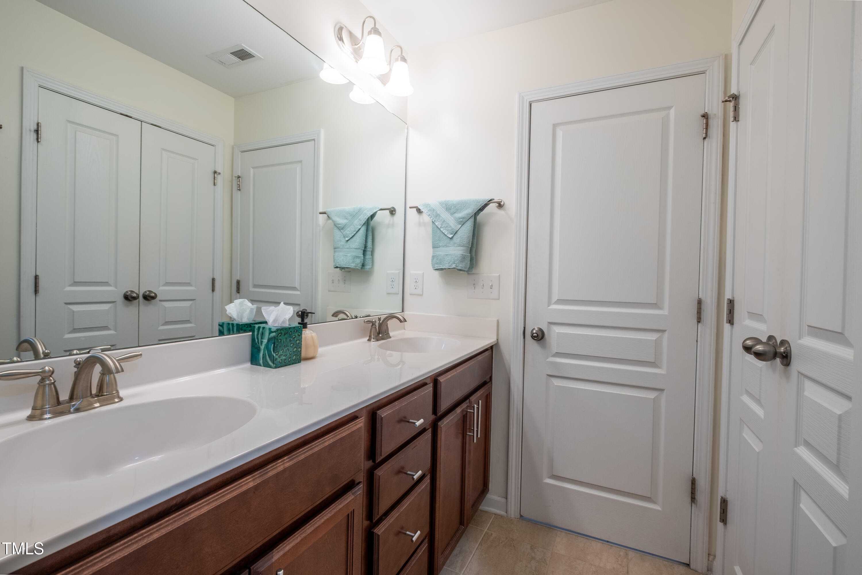 112 Red Admiral Court