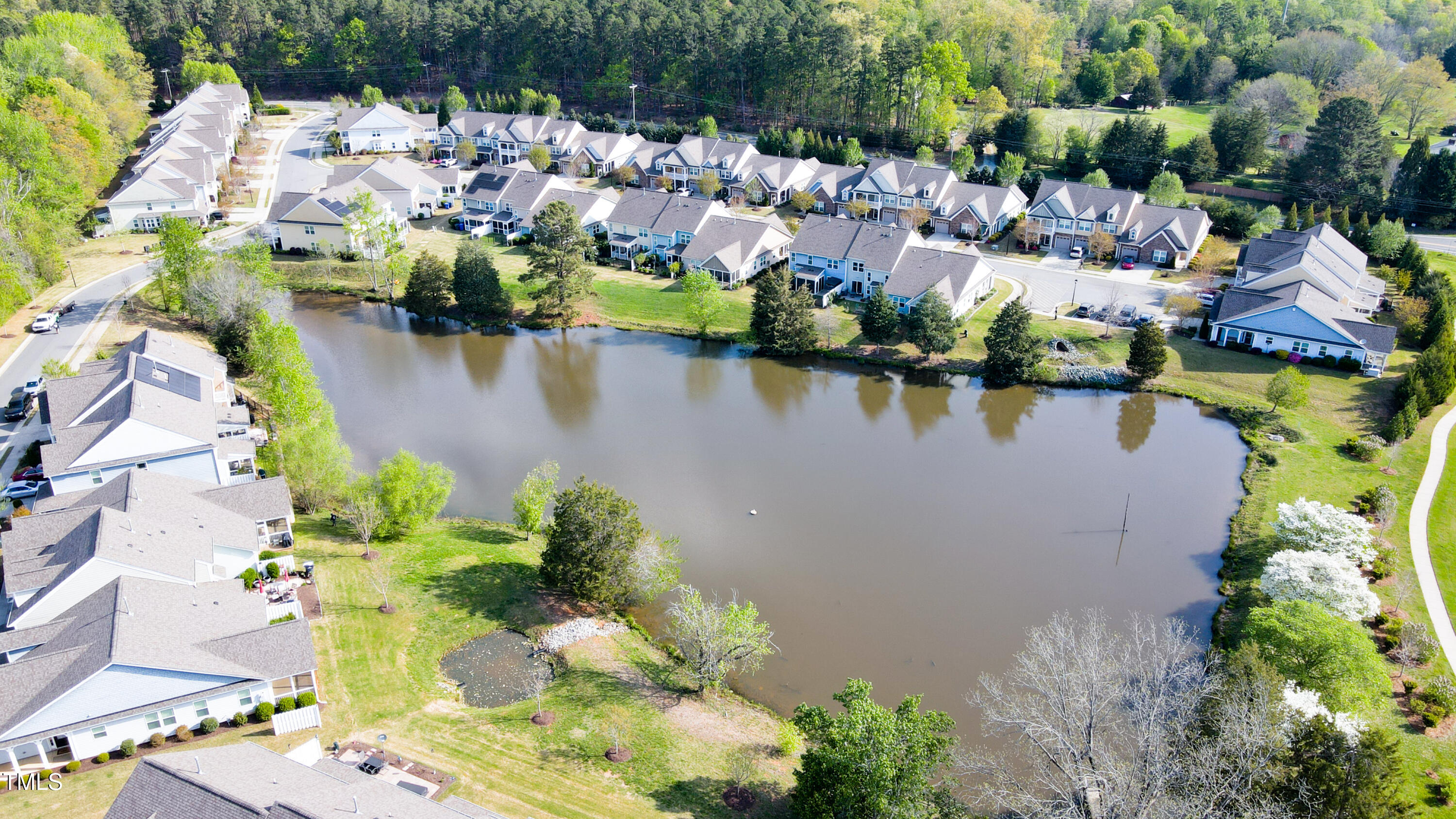 112 Red Admiral Court