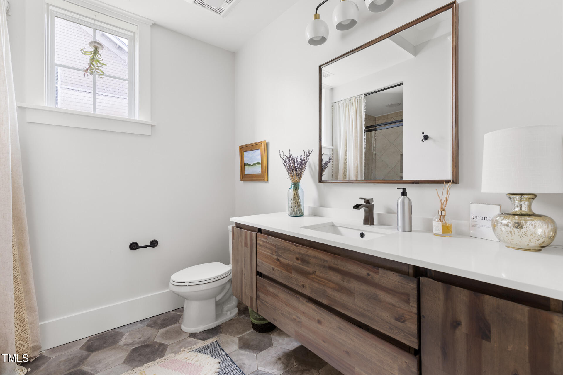 1205 Quincy Cottage Road