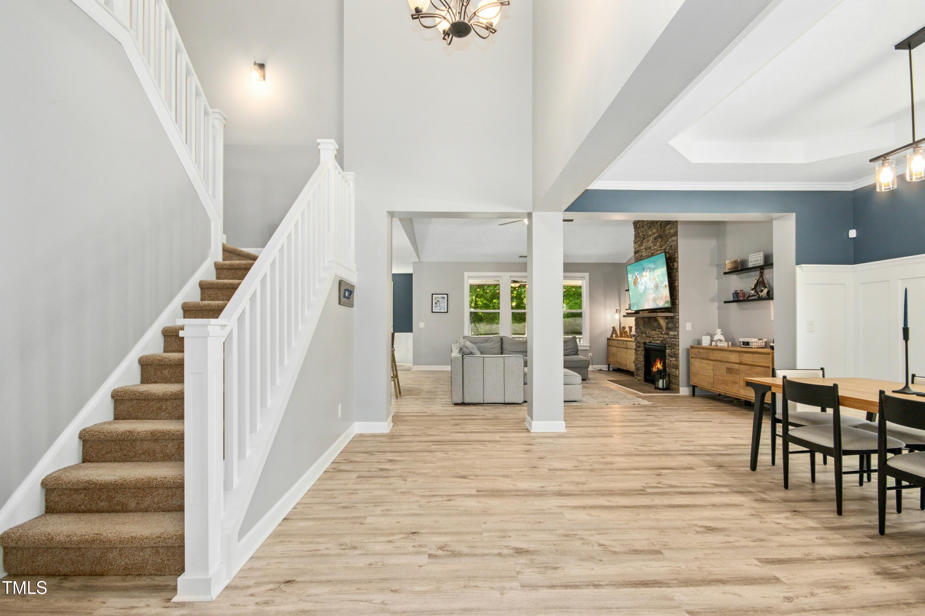 619 E Hatterleigh Avenue