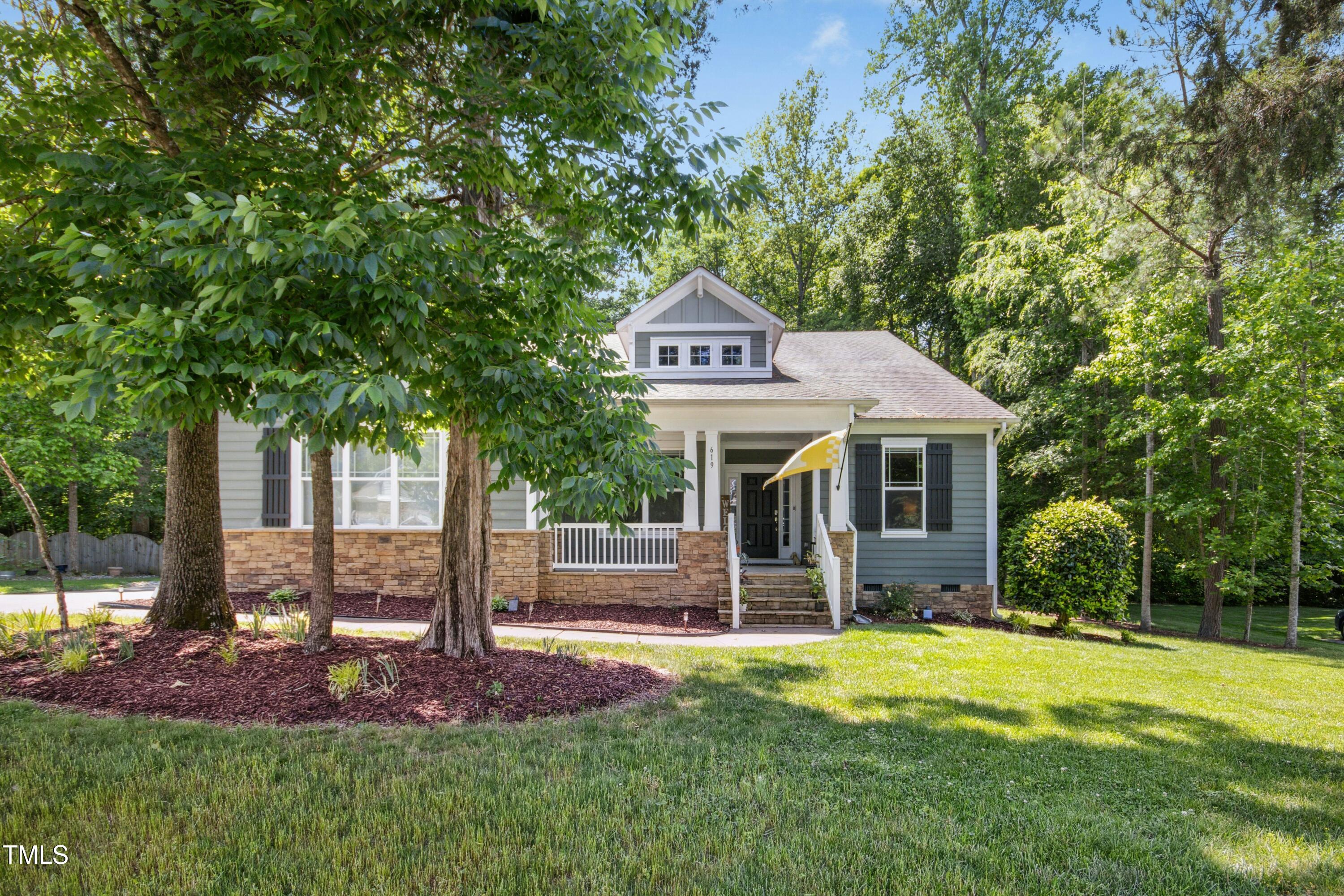 619 E Hatterleigh Avenue