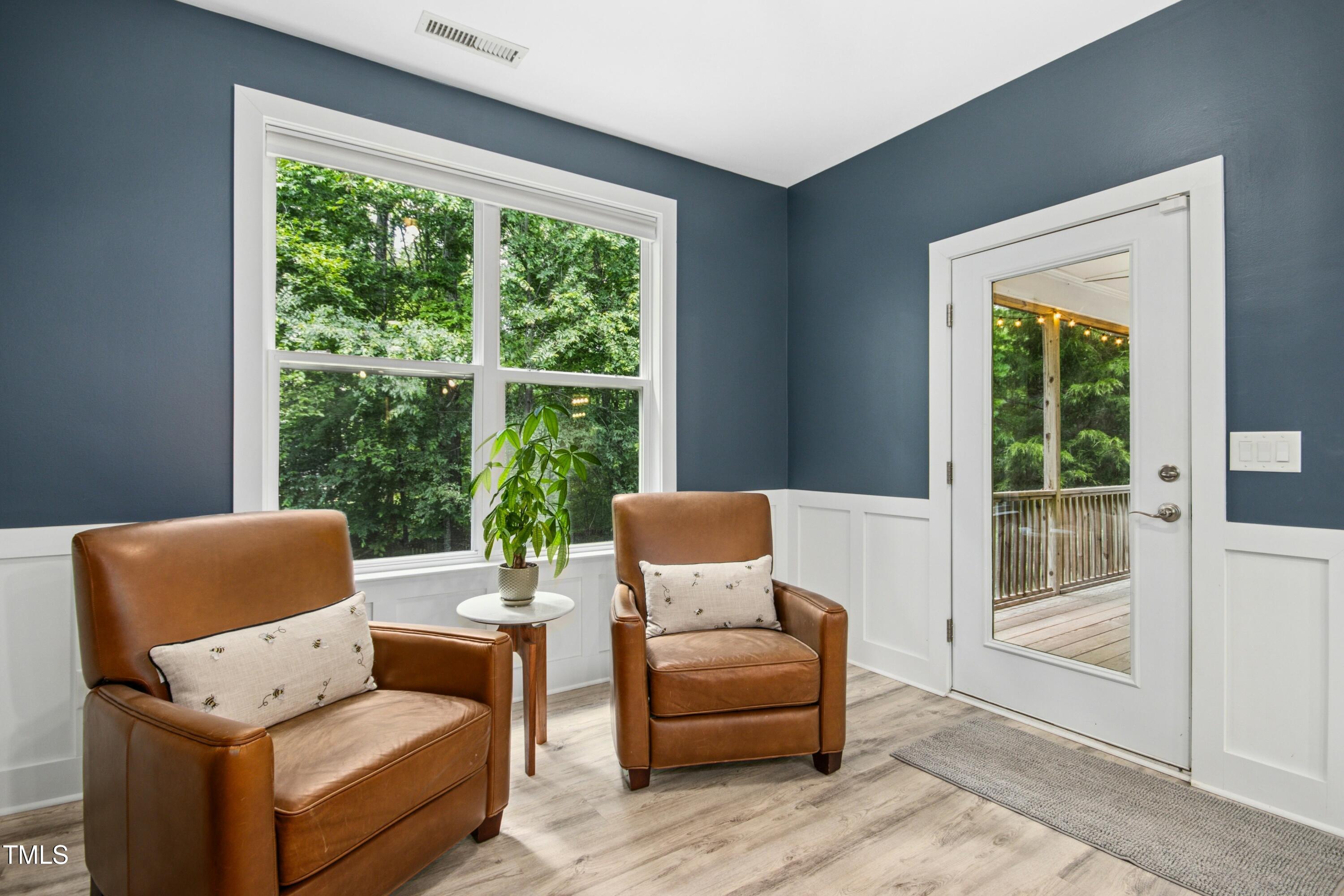 619 E Hatterleigh Avenue