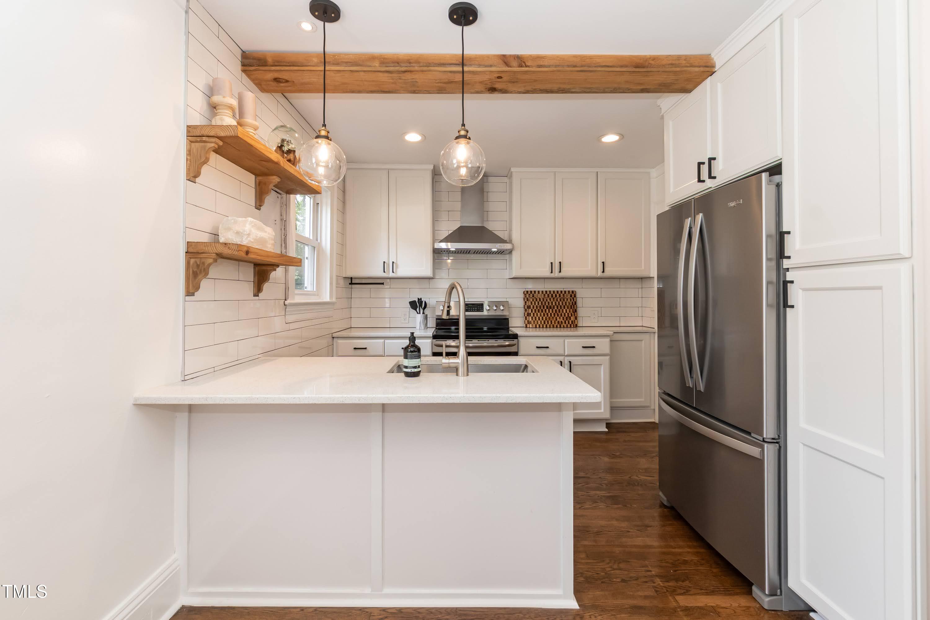 415 W Carver Street, Durham