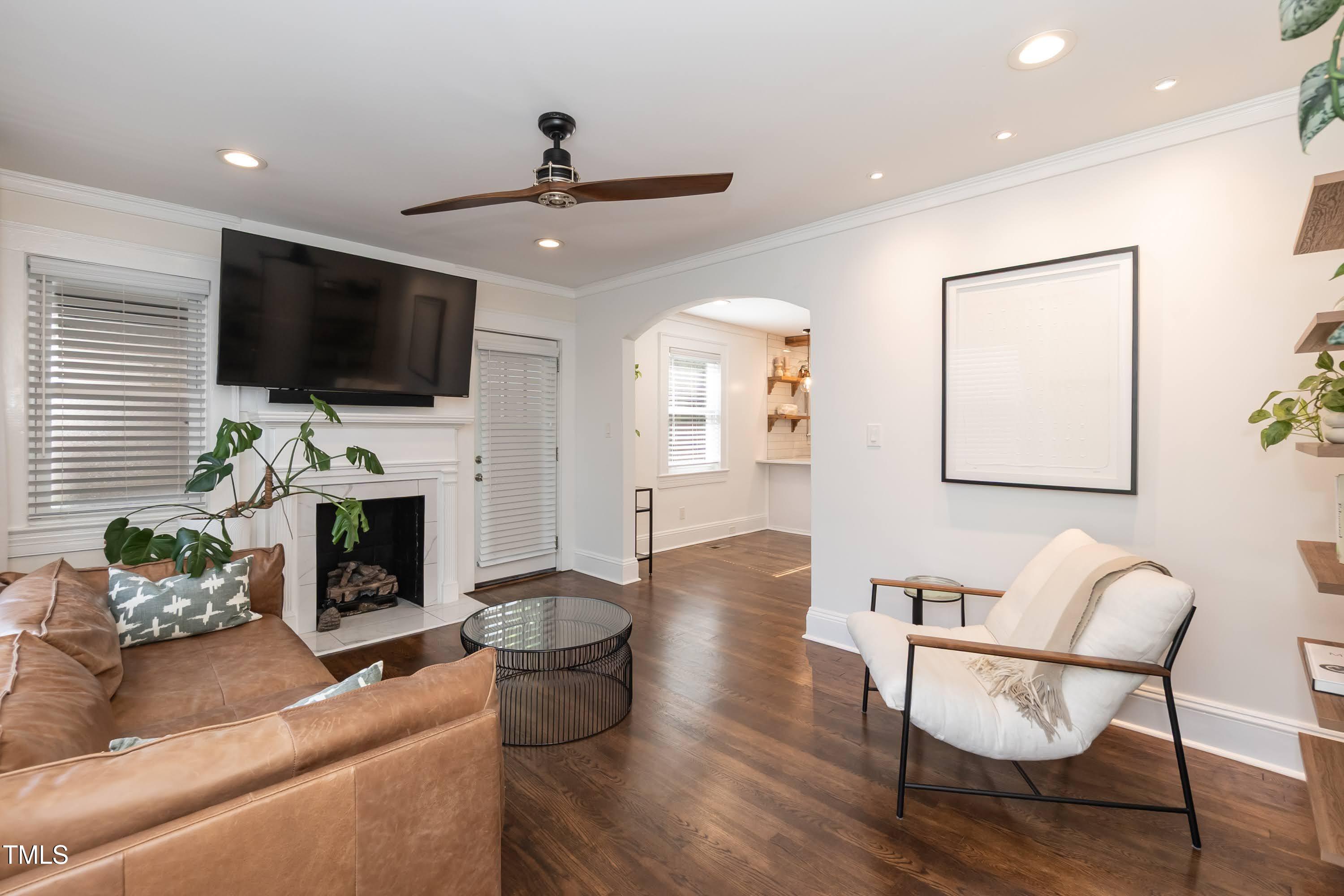 415 W Carver Street, Durham