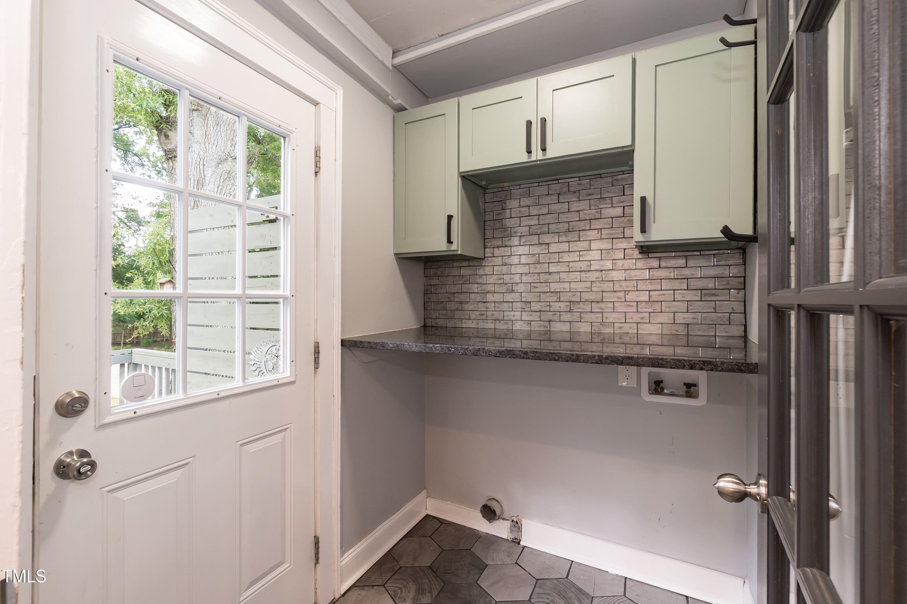 415 W Carver Street, Durham