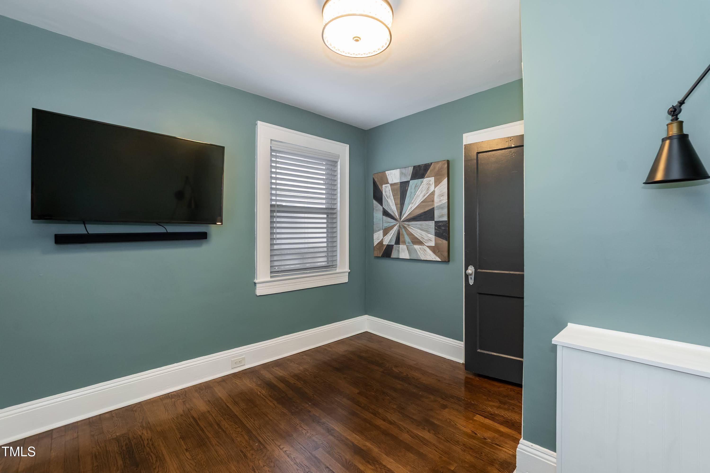 415 W Carver Street, Durham