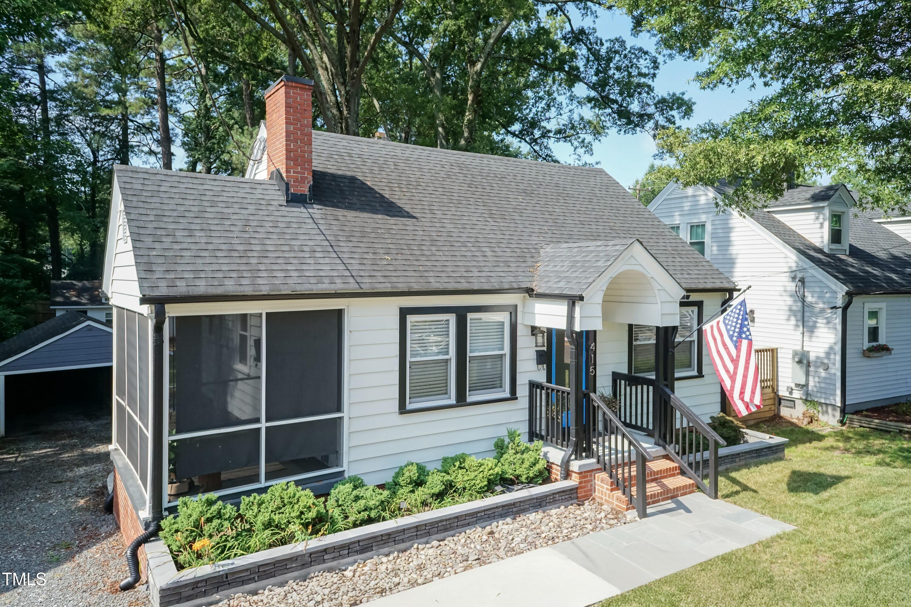 415 W Carver Street, Durham