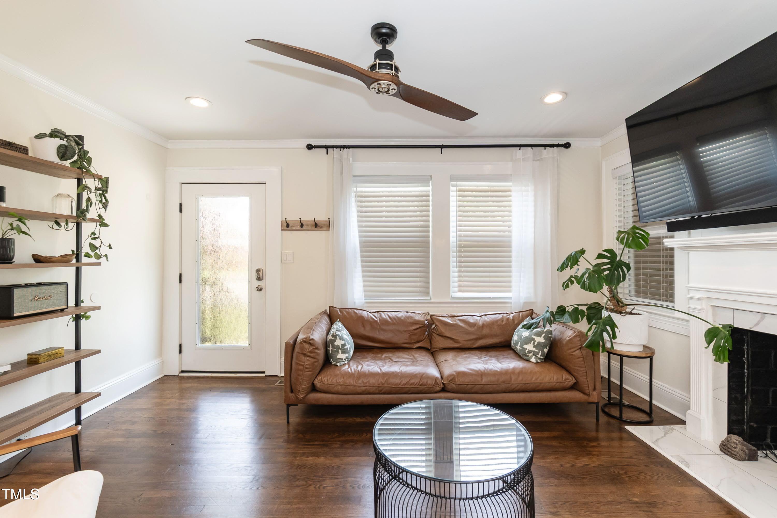 415 W Carver Street, Durham