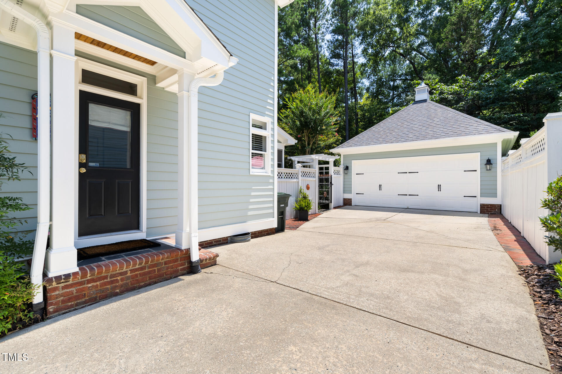 201 Weathervane Drive