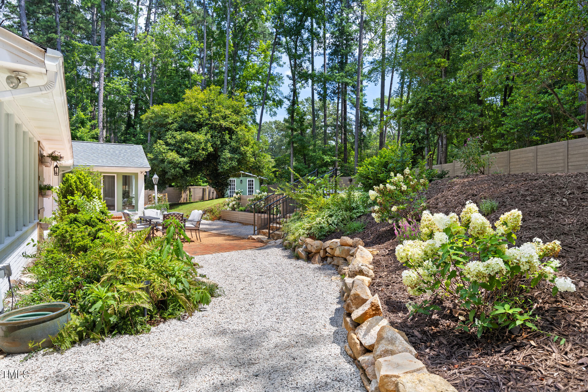 317 Reade Road
