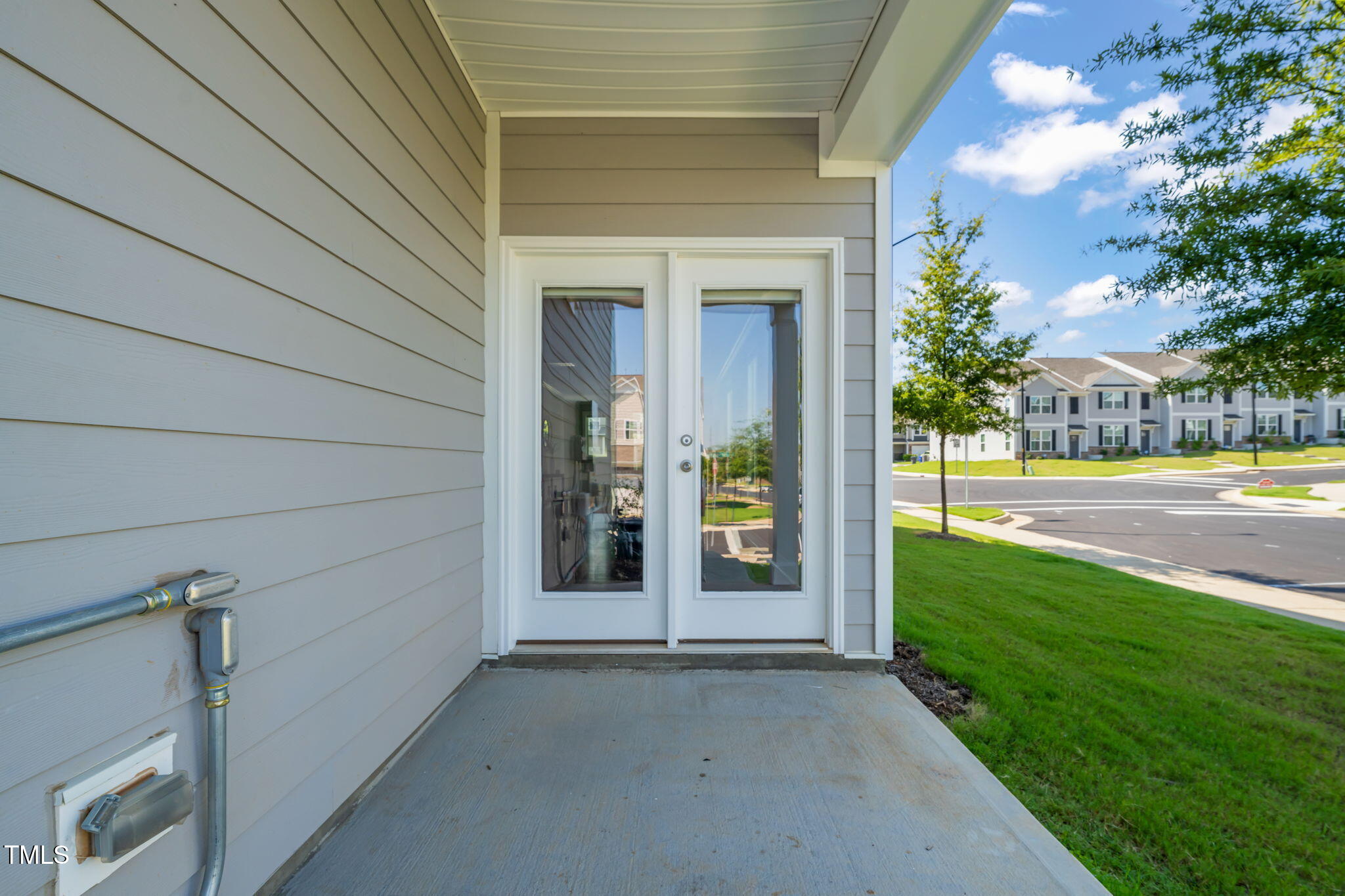 901 James J Freeland Memorial Drive