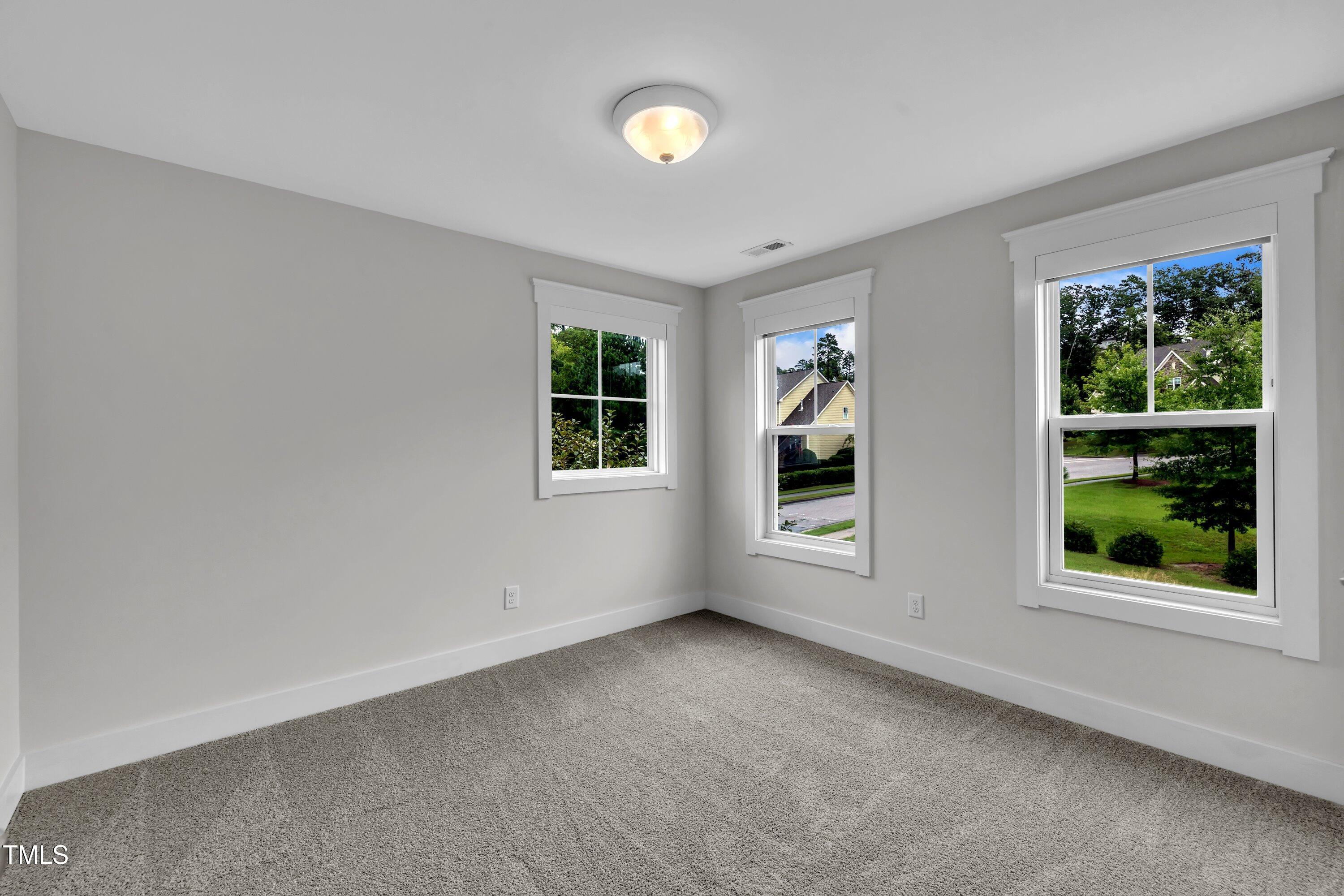 102 Fiori Hill Drive S, Hillsborough