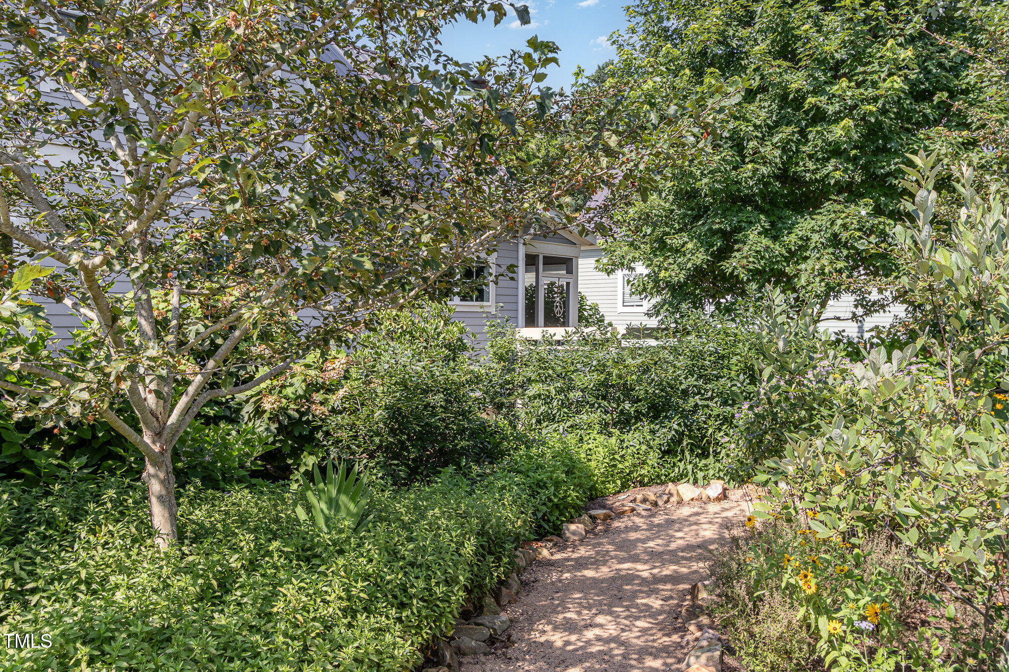 102 Fiori Hill Drive S, Hillsborough