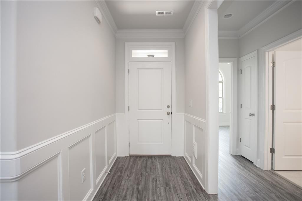 1097 Beechcraft Drive # 141