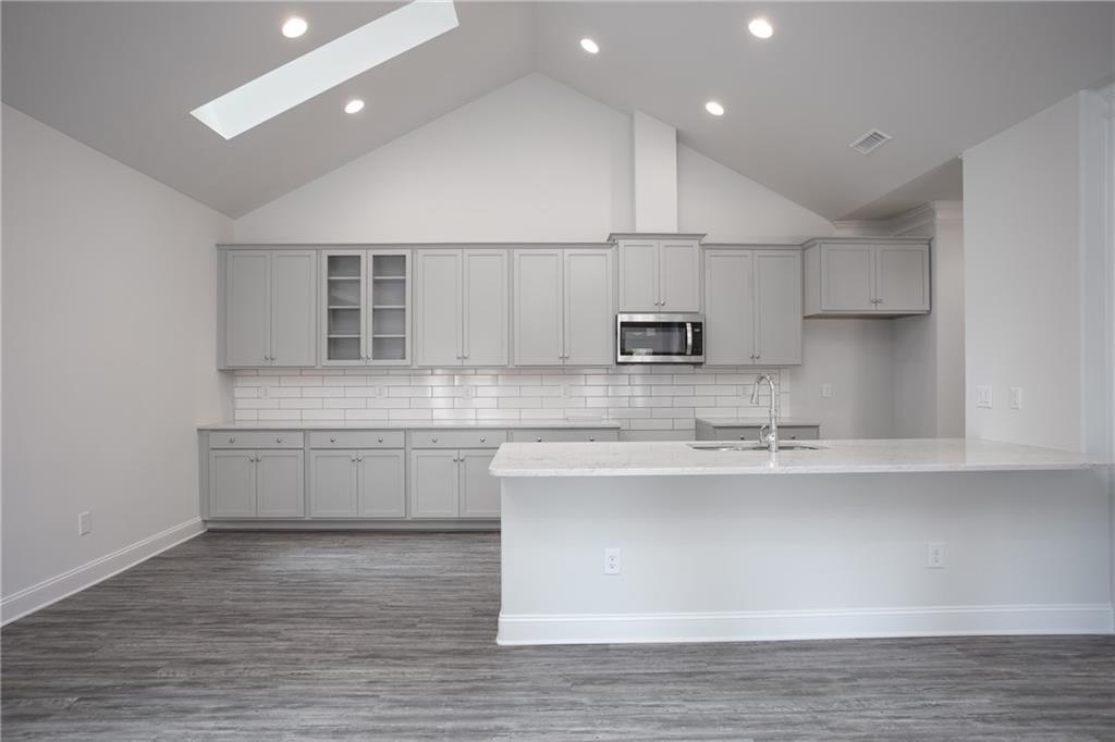 1097 Beechcraft Drive # 141