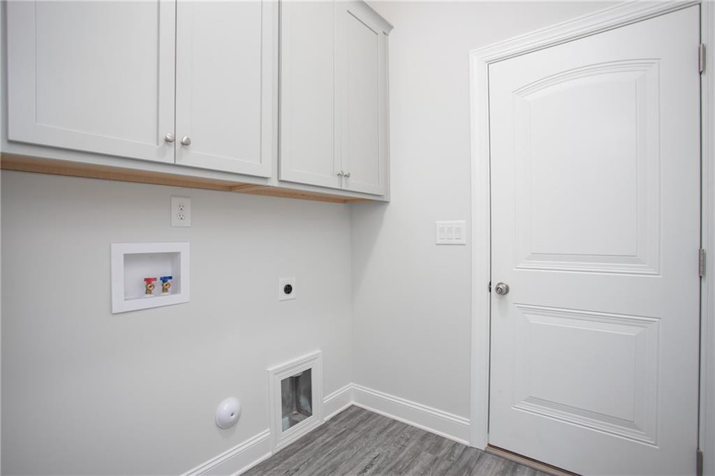 1097 Beechcraft Drive # 141