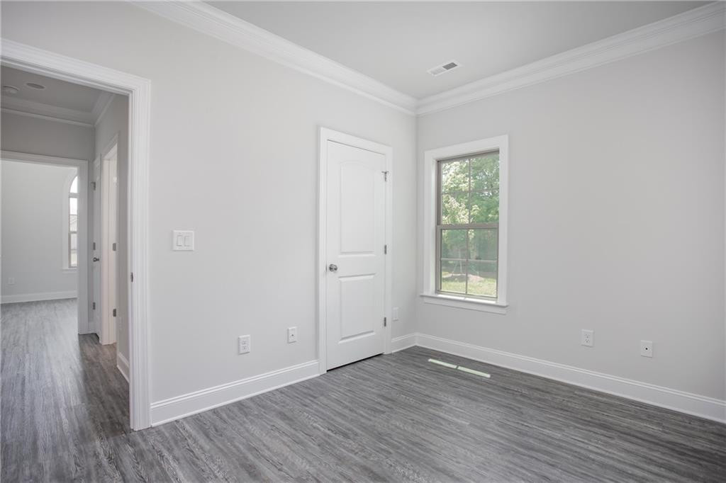 1097 Beechcraft Drive # 141