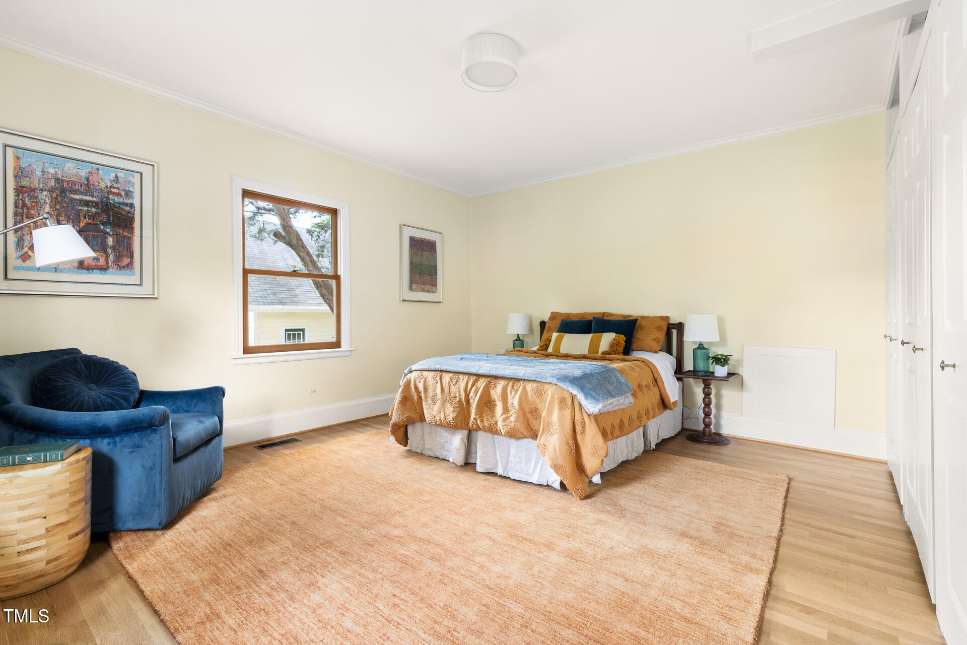 215 N Occoneechee Street