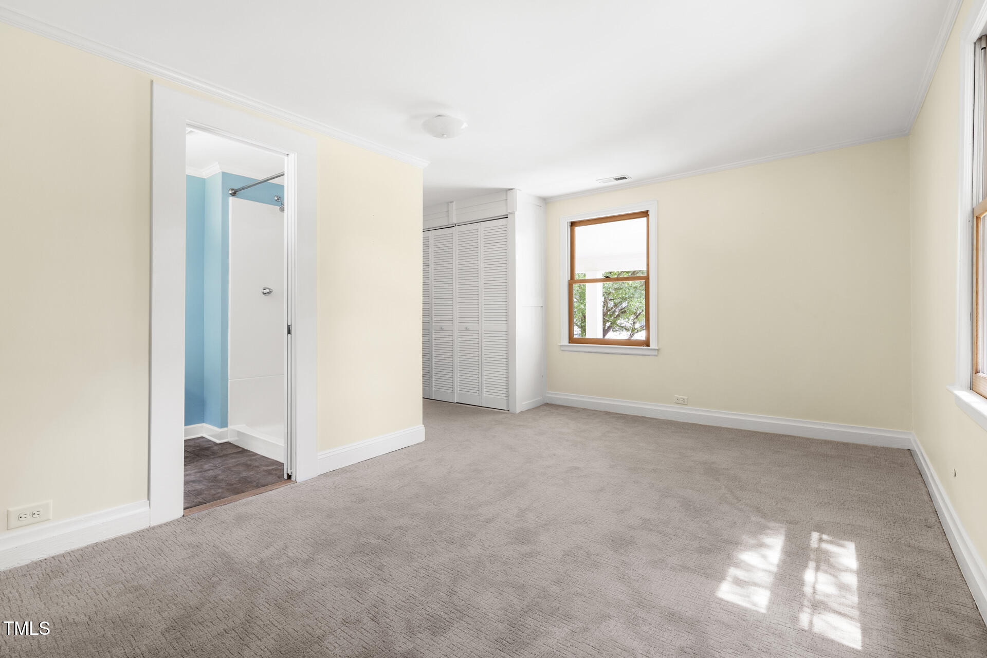 215 N Occoneechee Street