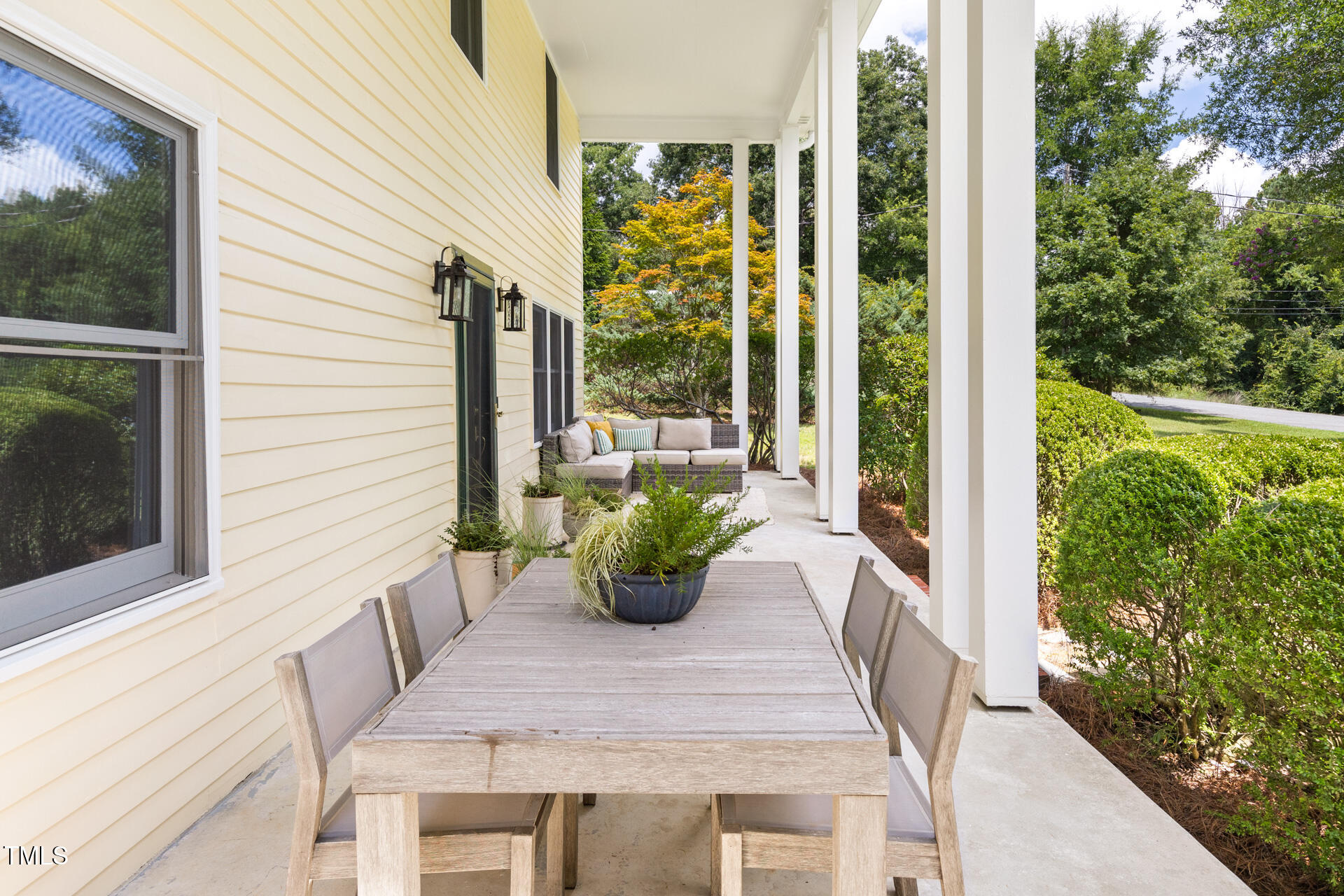 215 N Occoneechee Street