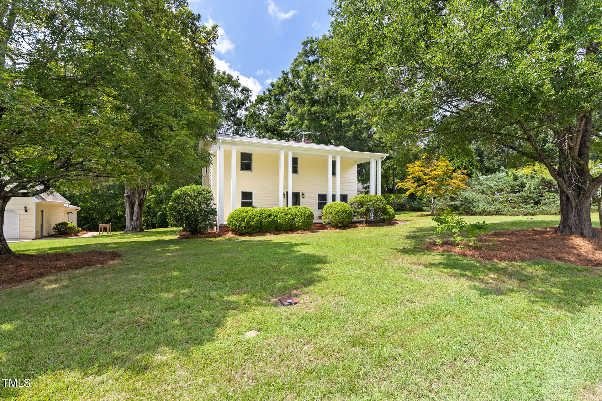 215 N Occoneechee Street