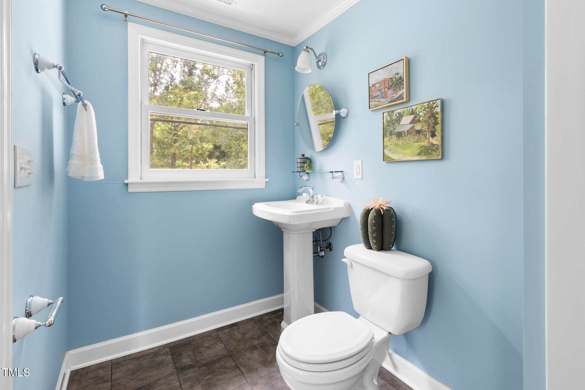 215 N Occoneechee Street