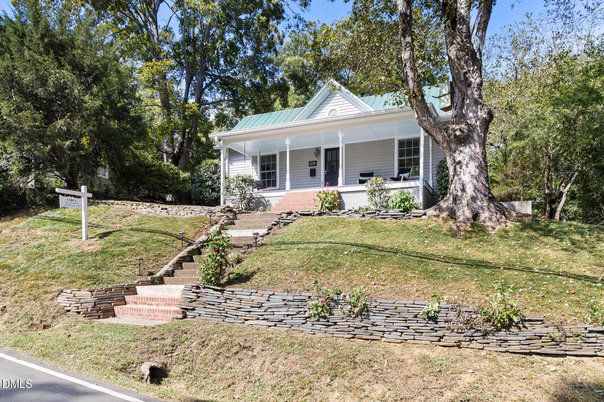 418 W King Street