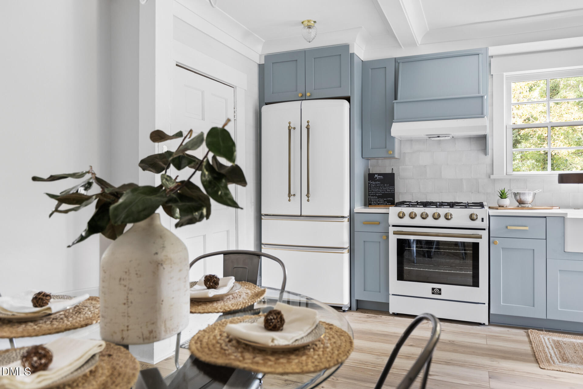 320 W Orange Street