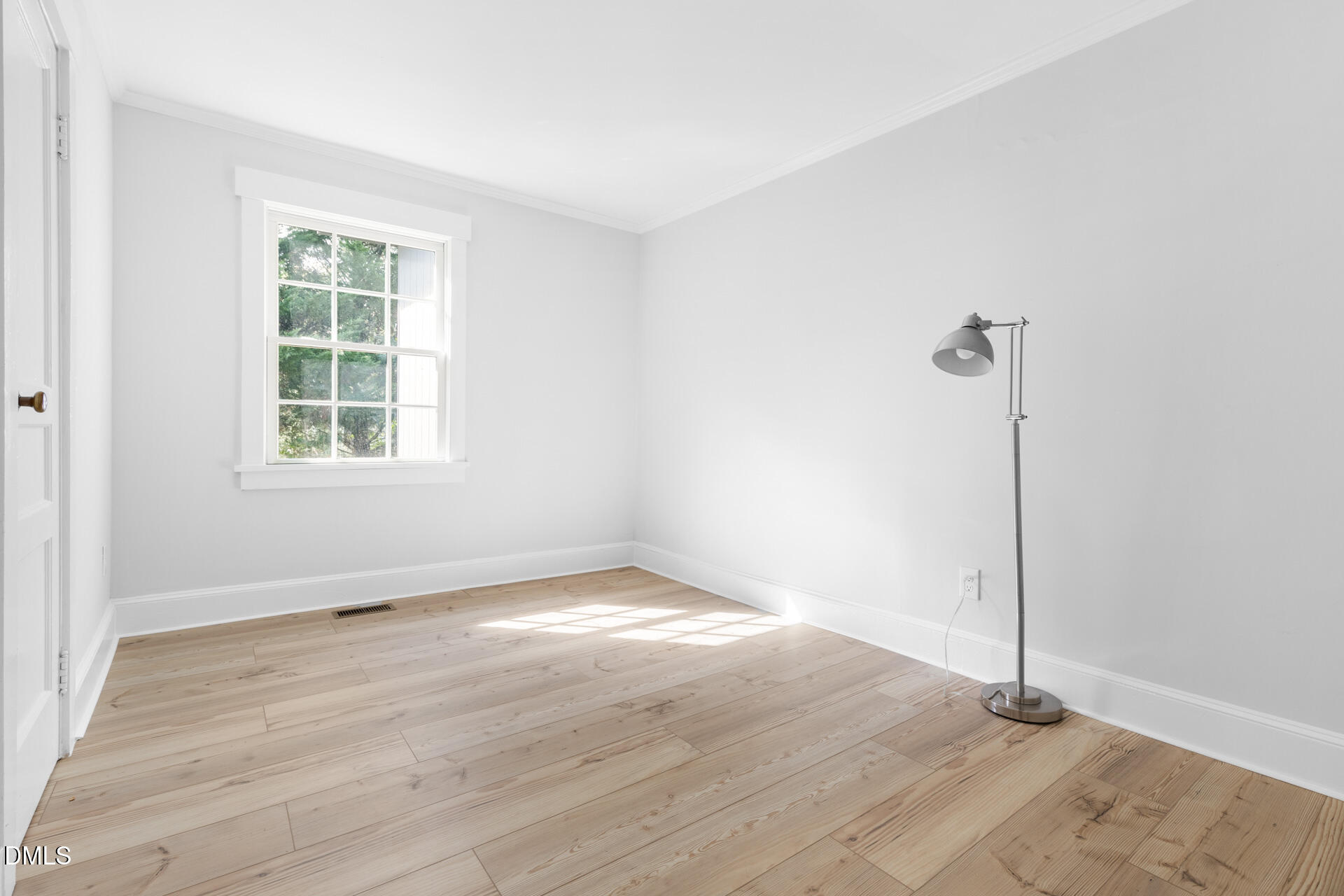 320 W Orange Street