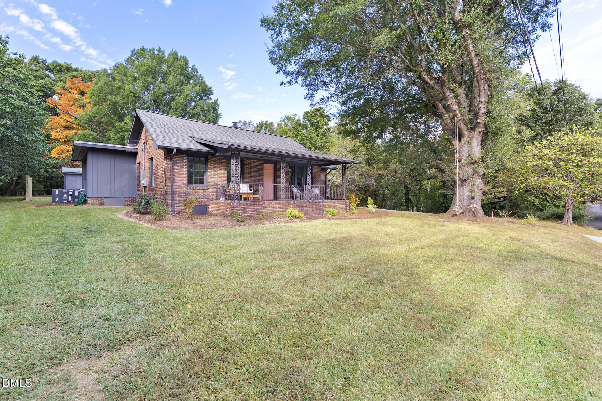 320 W Orange Street