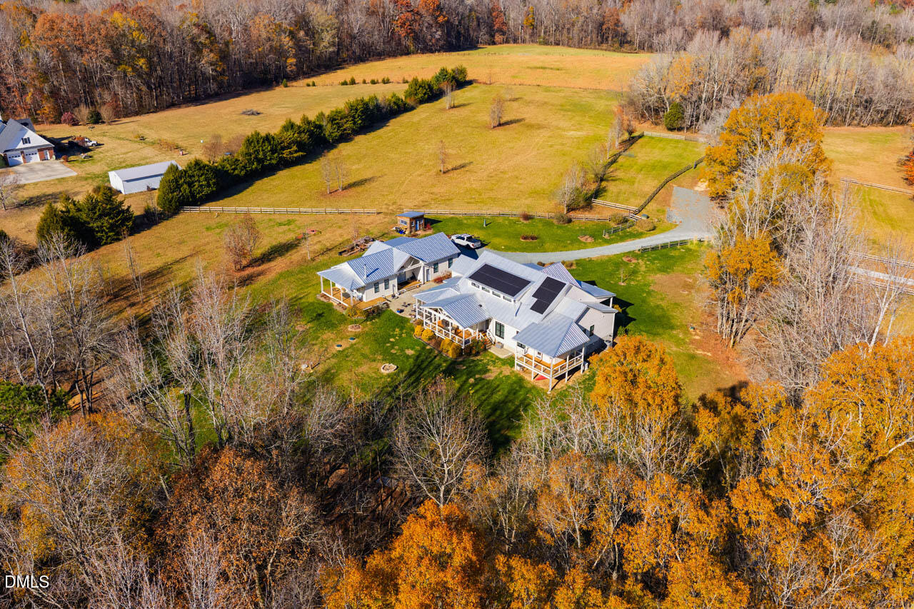 3833 Blakely Way