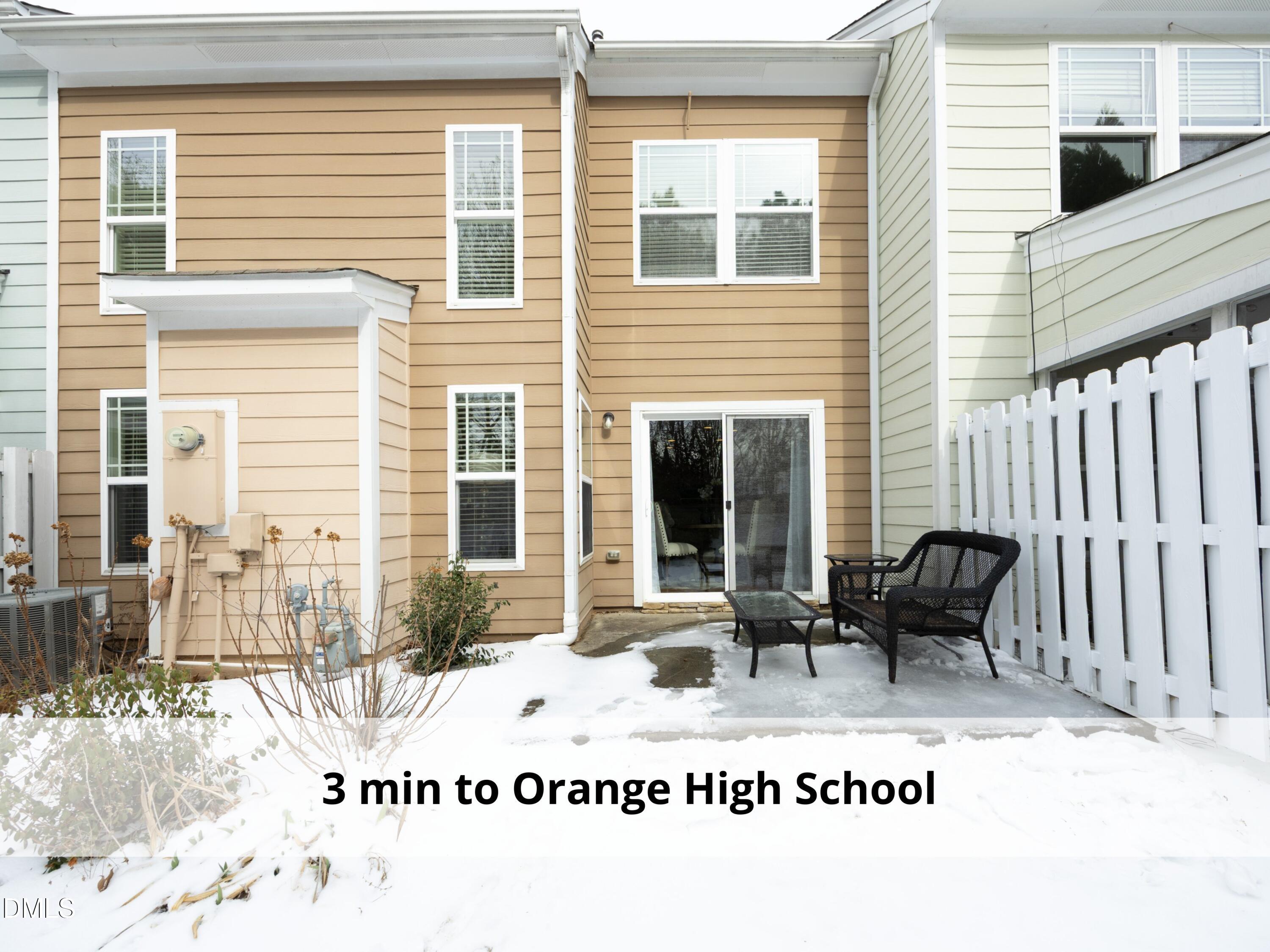 2703 Bartlett Circle