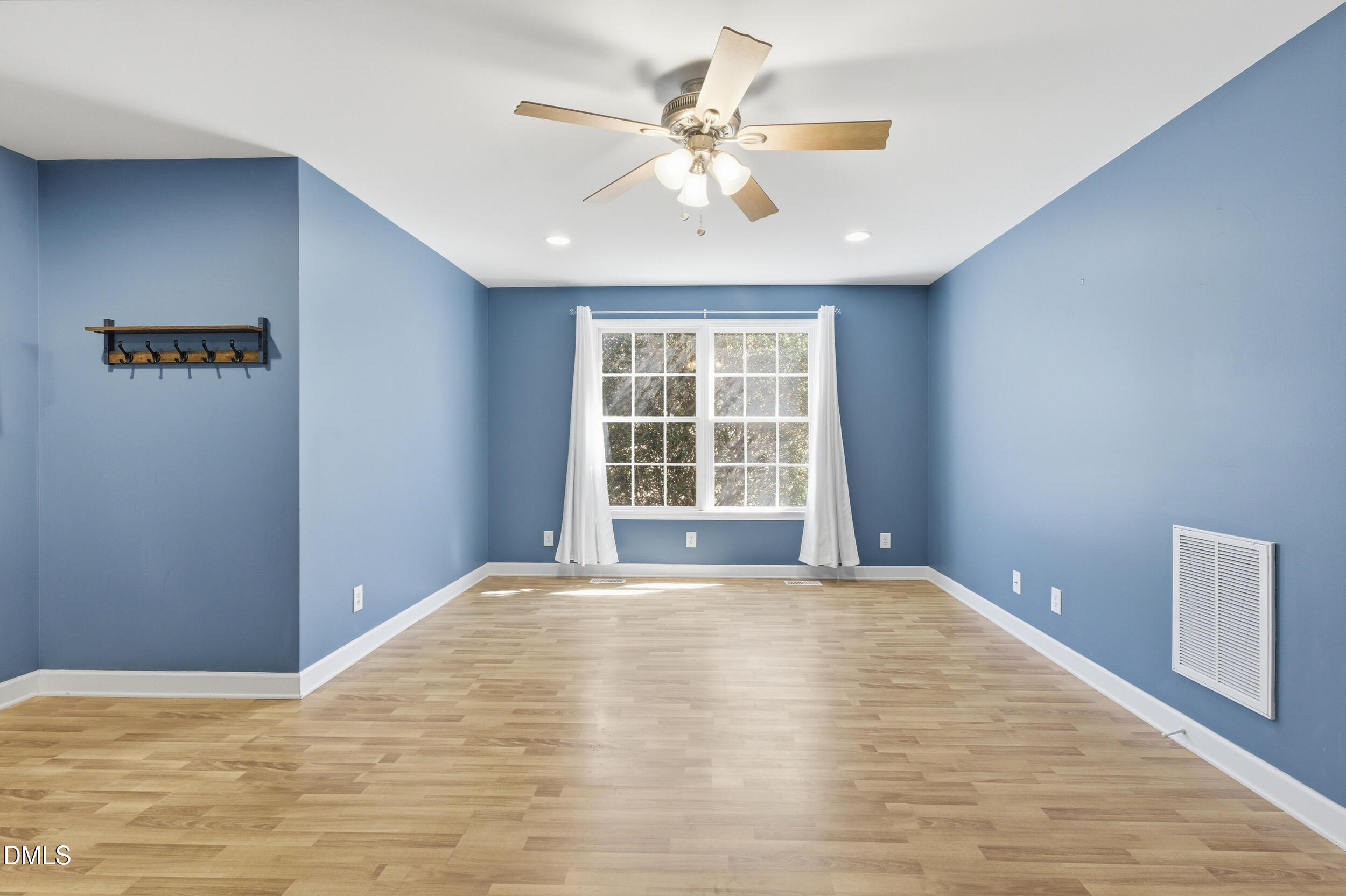 5522 Pleasant Woods Drive