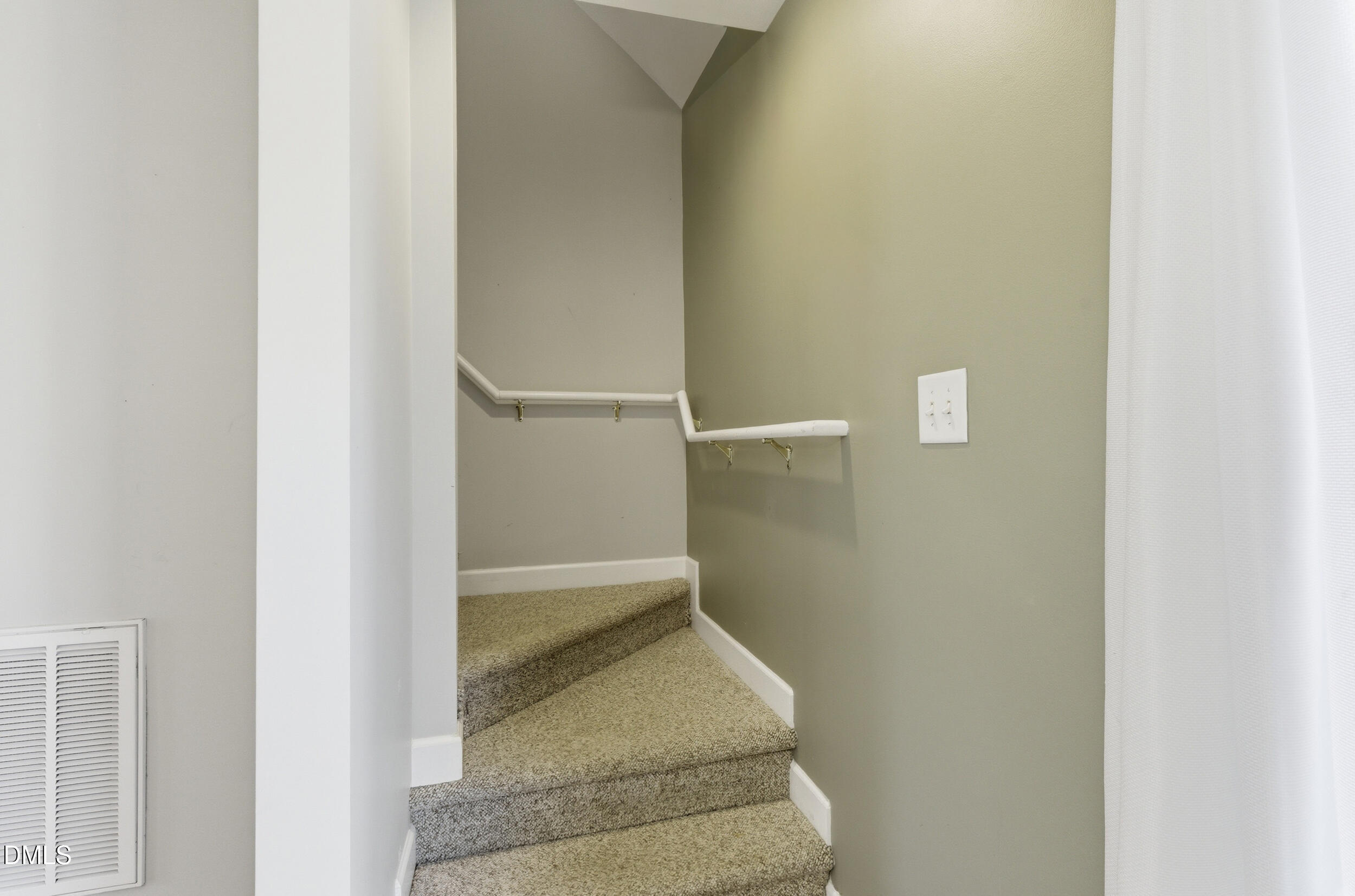 5522 Pleasant Woods Drive