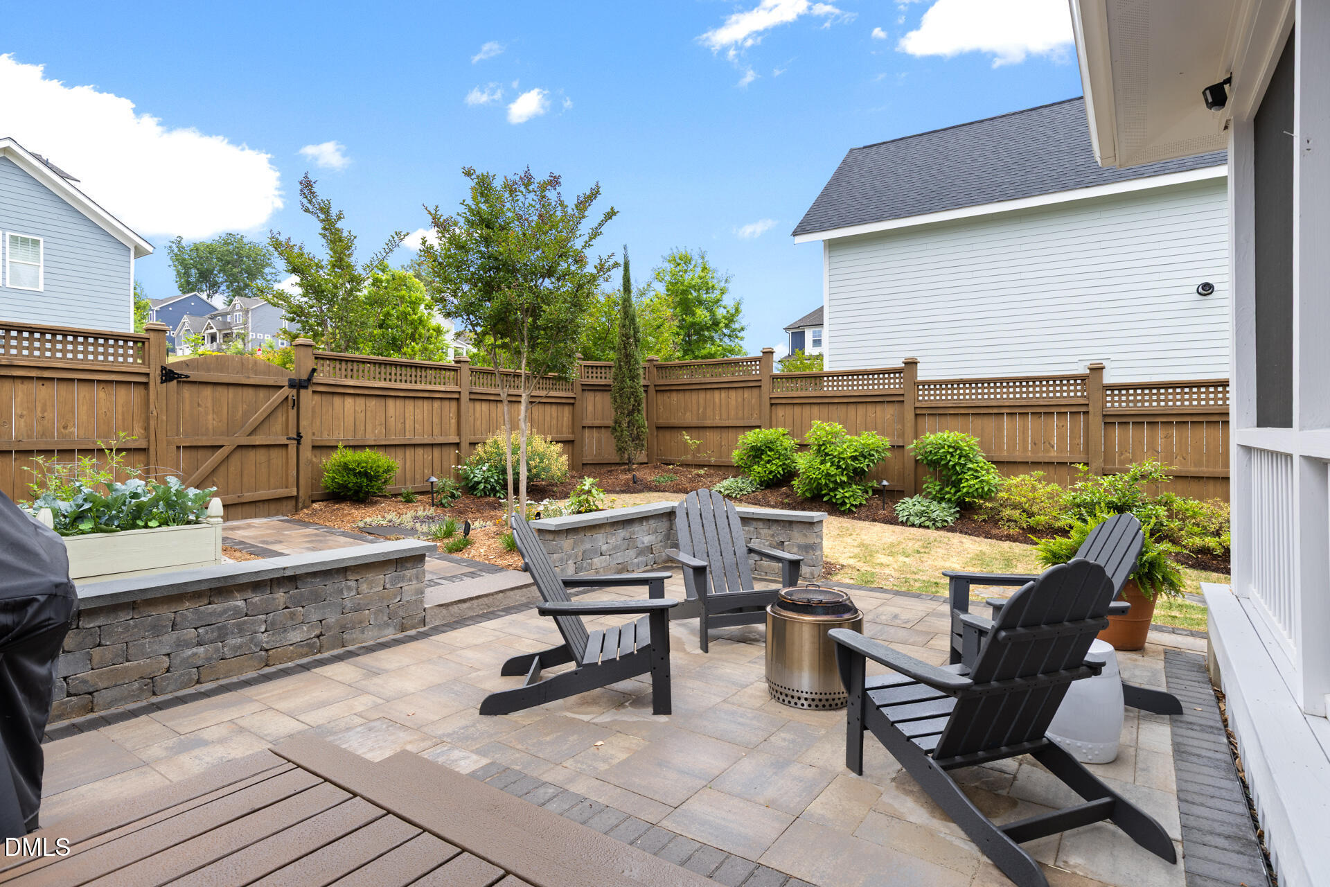 271 Ellsworth Manor Drive