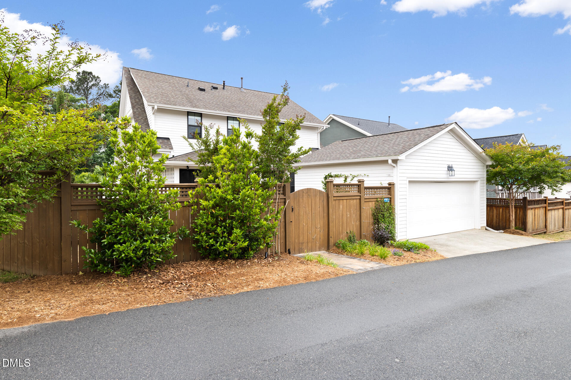 271 Ellsworth Manor Drive