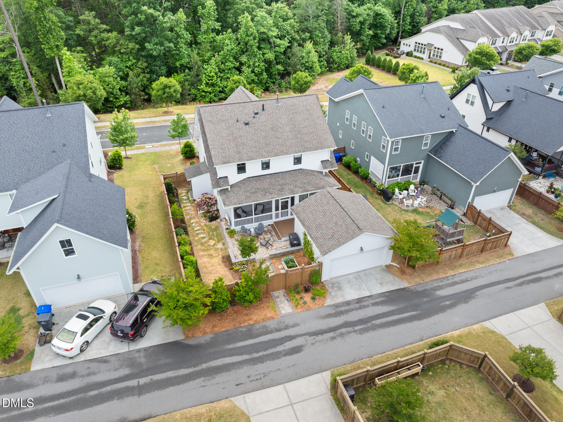 271 Ellsworth Manor Drive