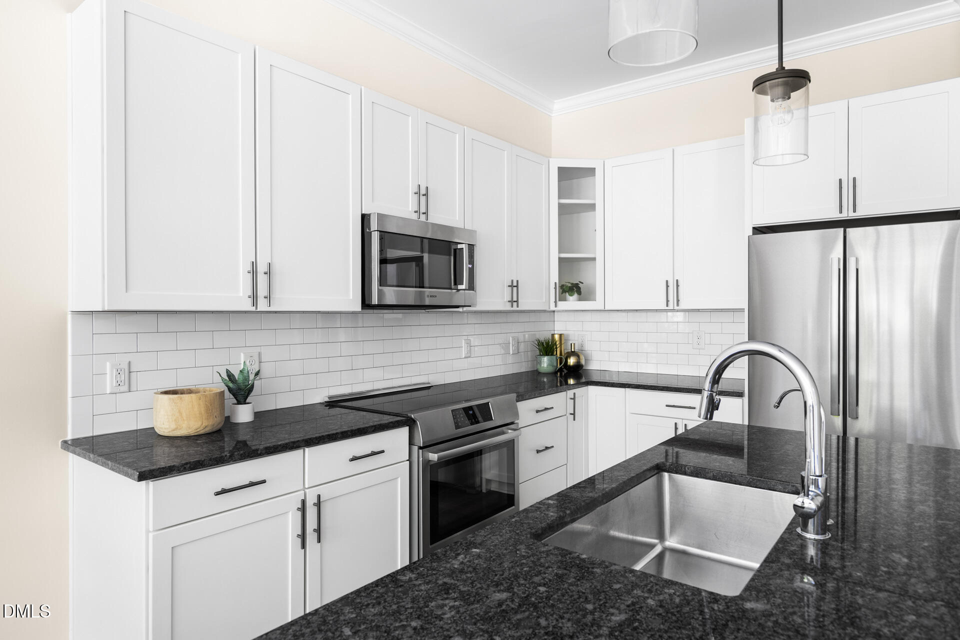515 N Churton Street Unit 101