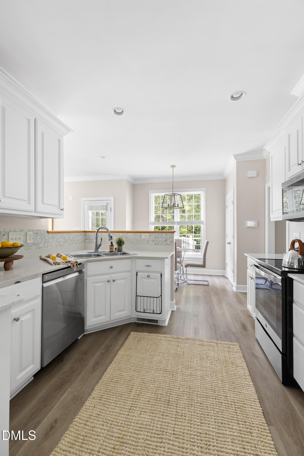 303 Farnswick Place