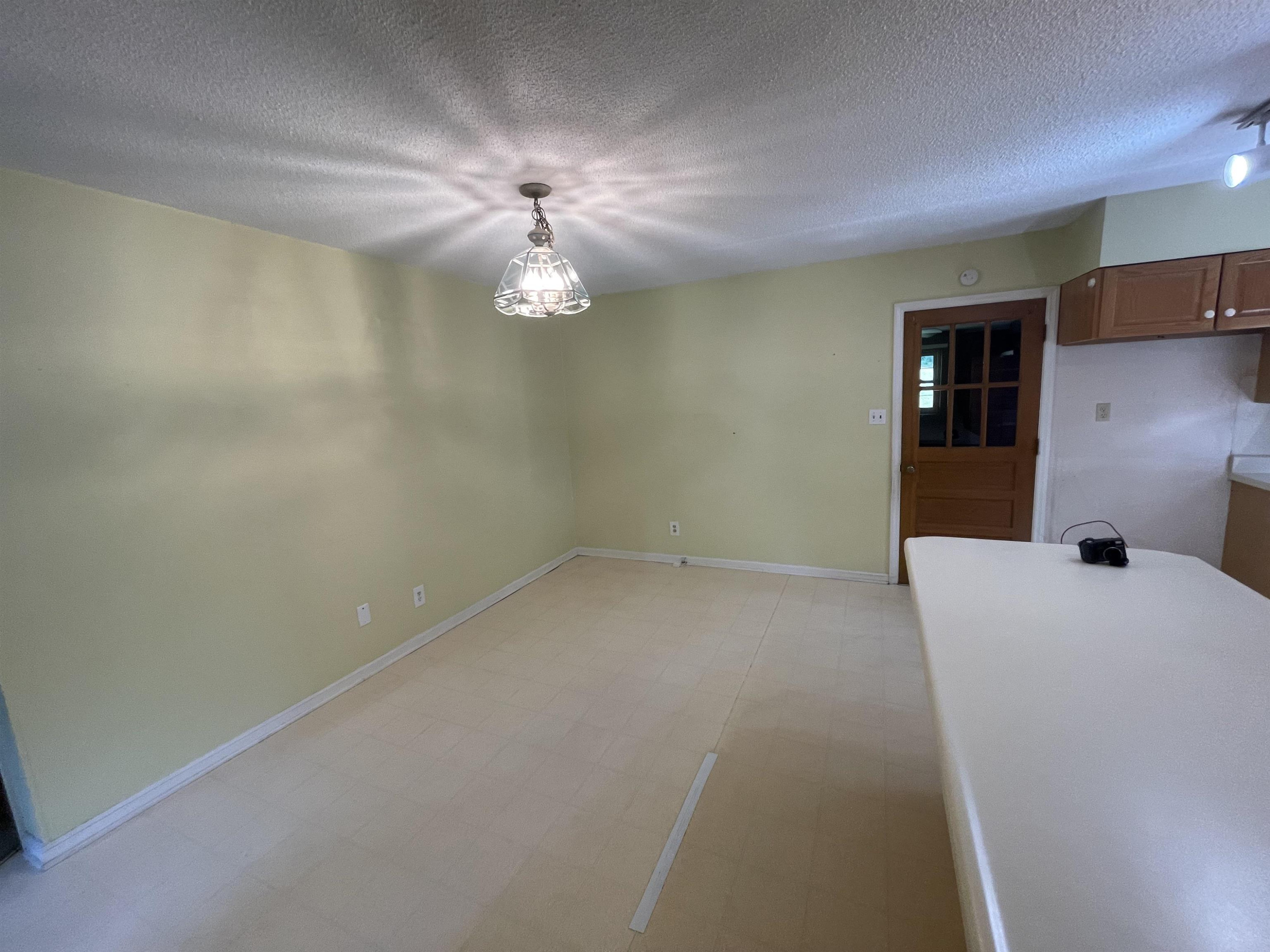 126 W Union Street
