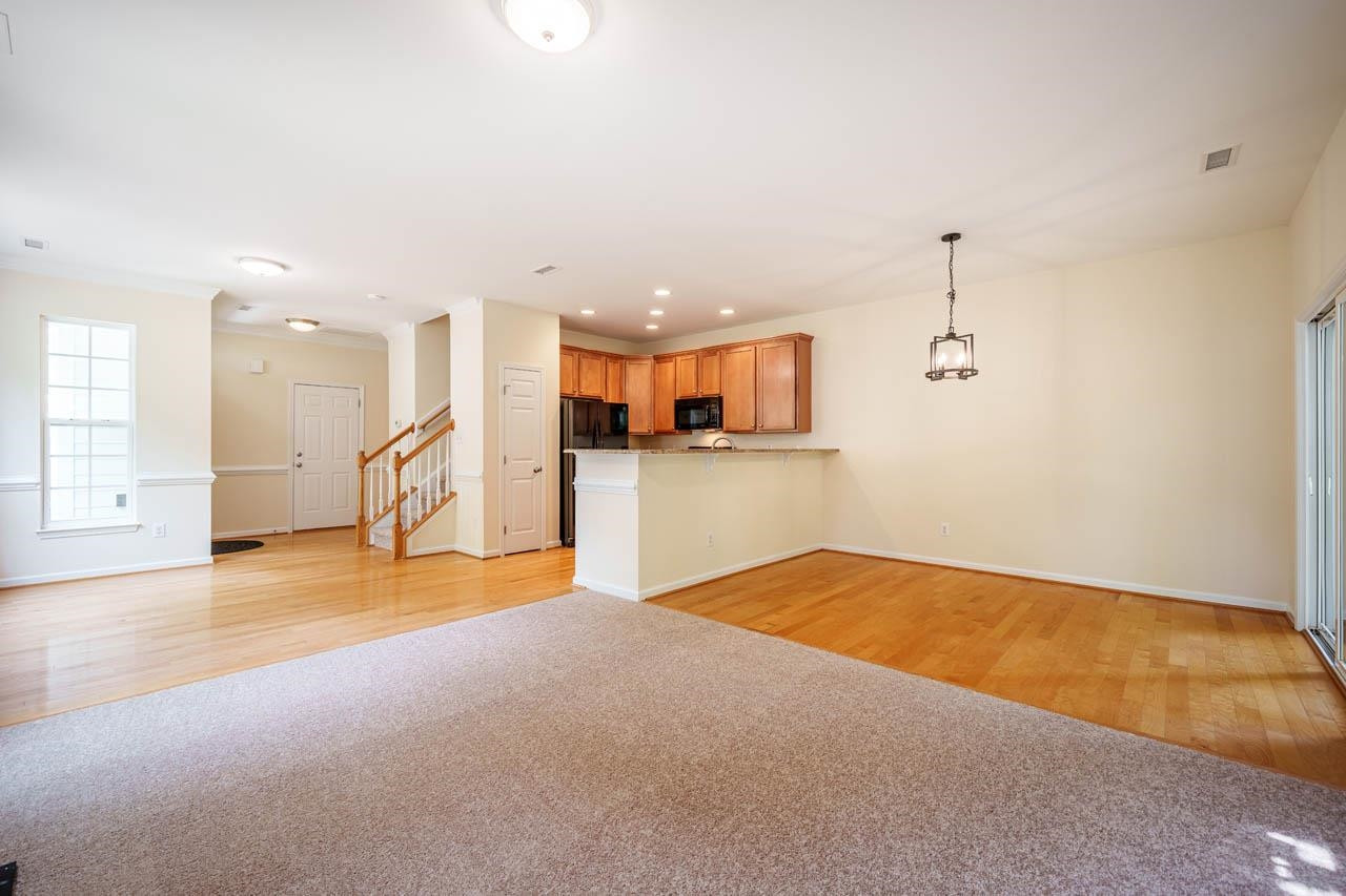 802 Bartlett Circle