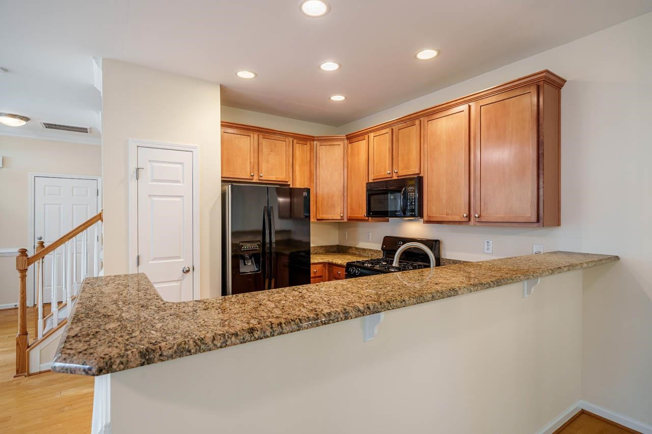 802 Bartlett Circle