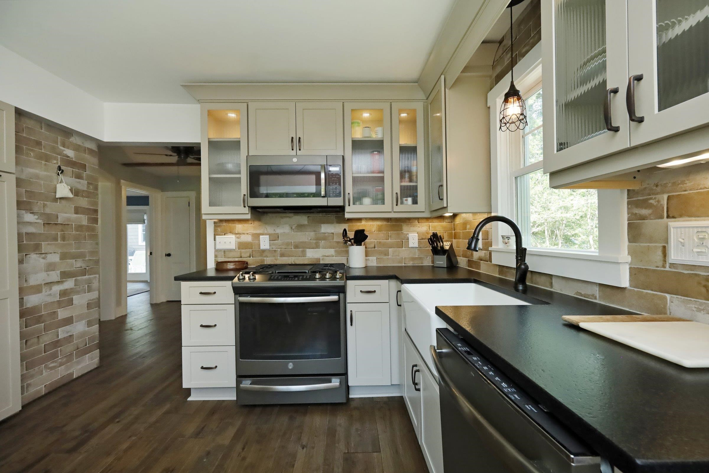 406 Margaret Lane