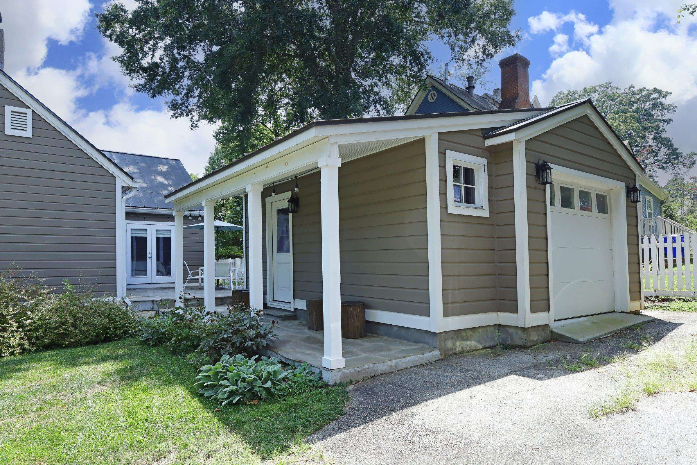 406 Margaret Lane