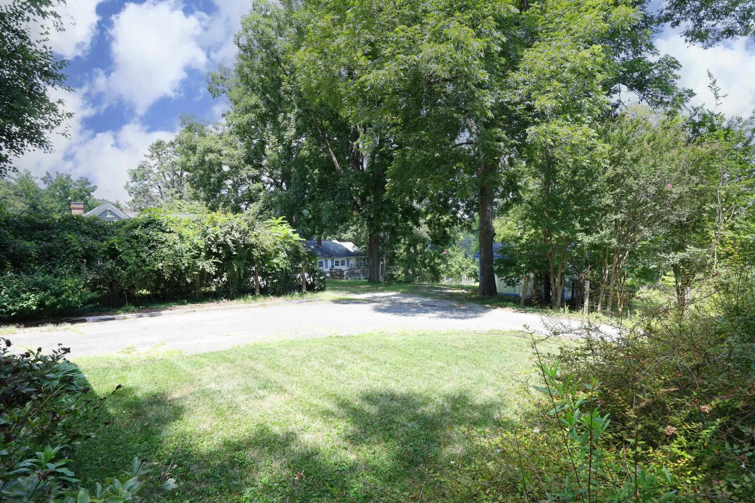 406 Margaret Lane