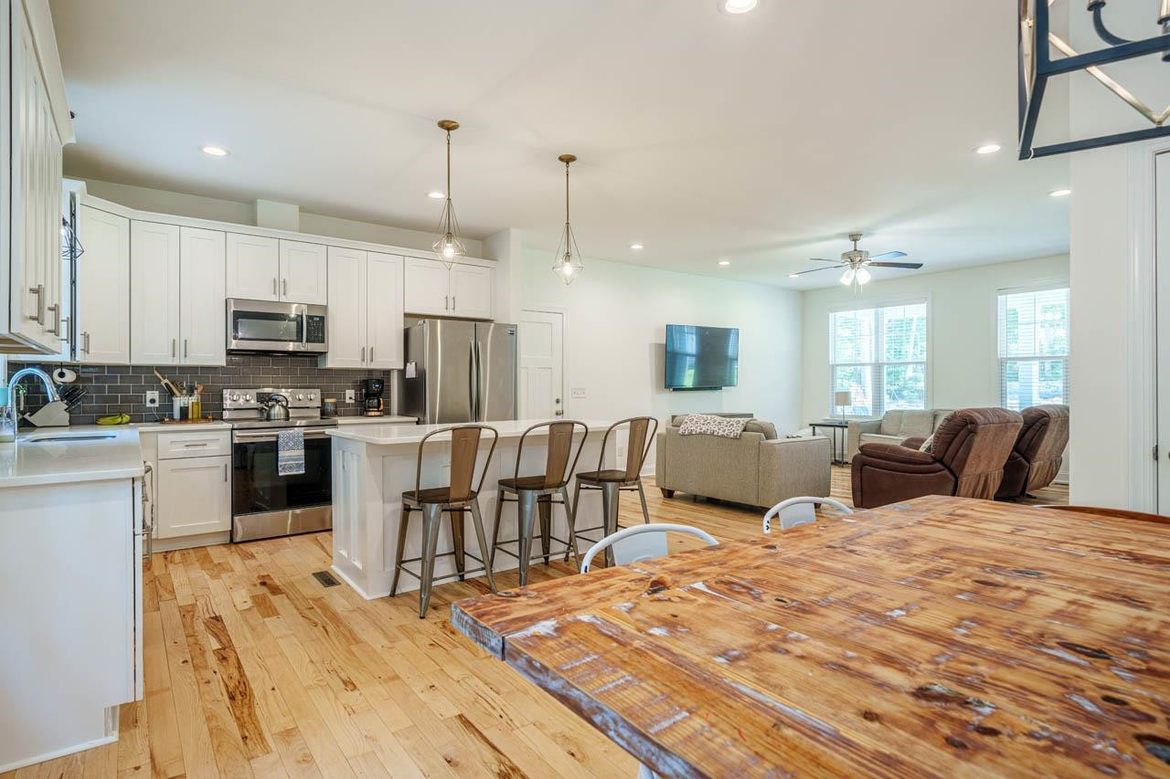626 Widgeon Way