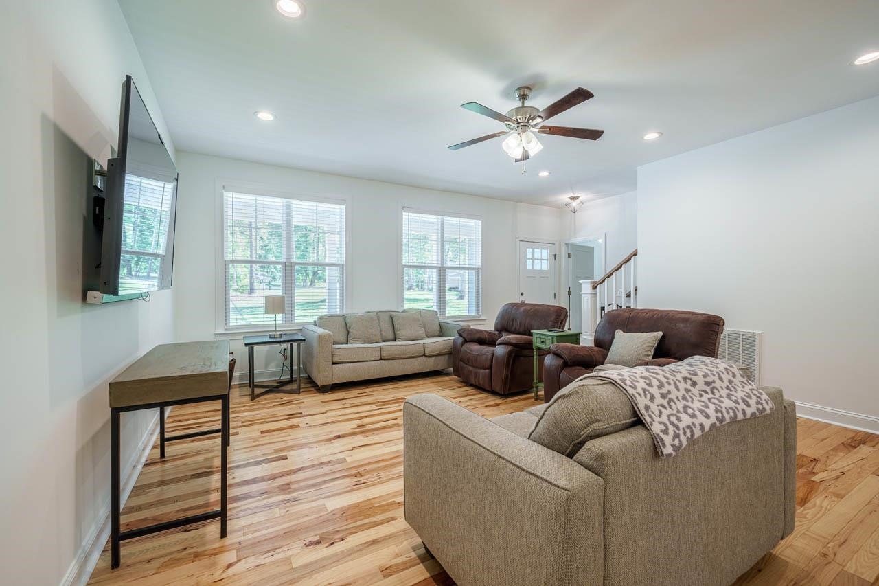 626 Widgeon Way