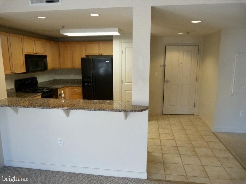 777 7TH NW Unit: 424