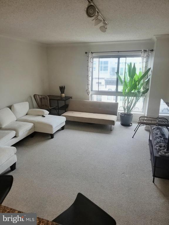 777 7TH NW Unit: 424