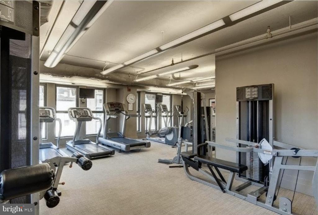 777 7TH NW Unit: 424